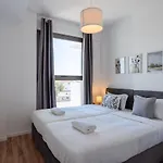 Bianca 2-bedroom In Appartamento *