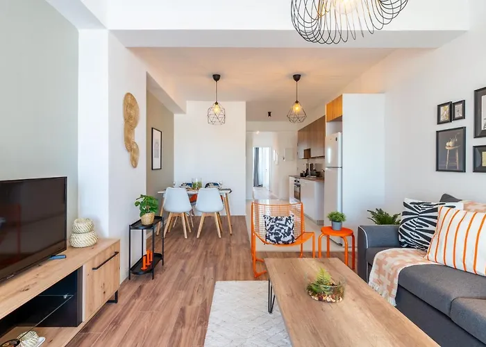 Bianca 2-bedroom In * ラルナカ